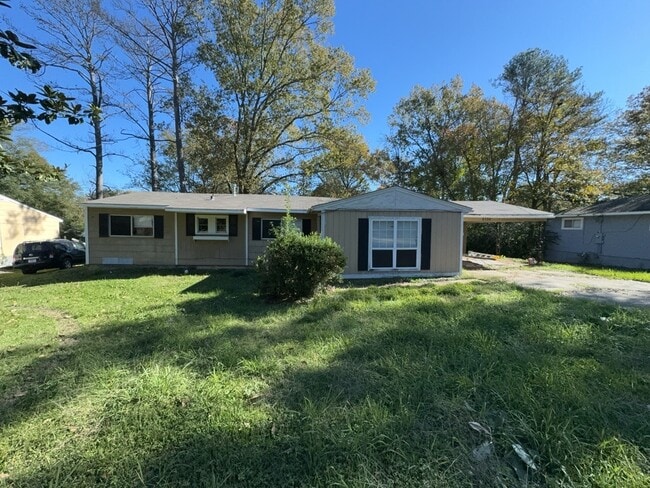 Building Photo - 2732 Woodside Dr Rental