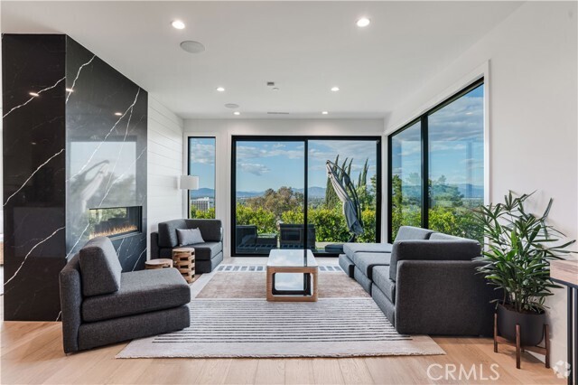 Building Photo - 14614 Round Valley Dr Rental