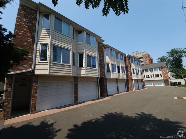 Building Photo - 1611 Washington Blvd Unit 30 Rental