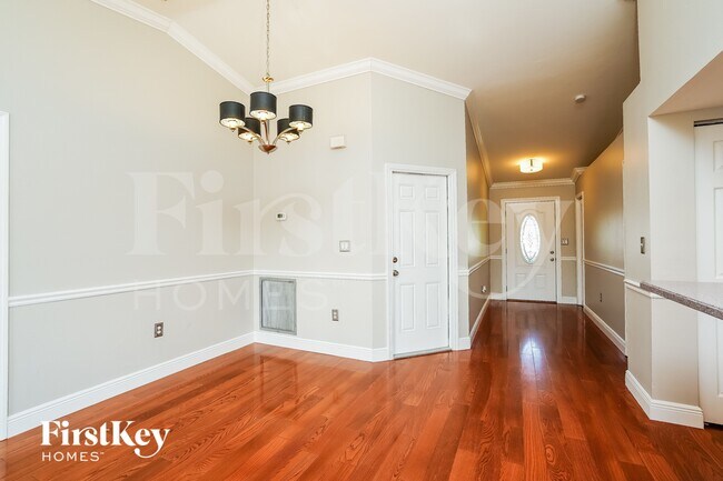 Photo - 17261 Oriole Rd
