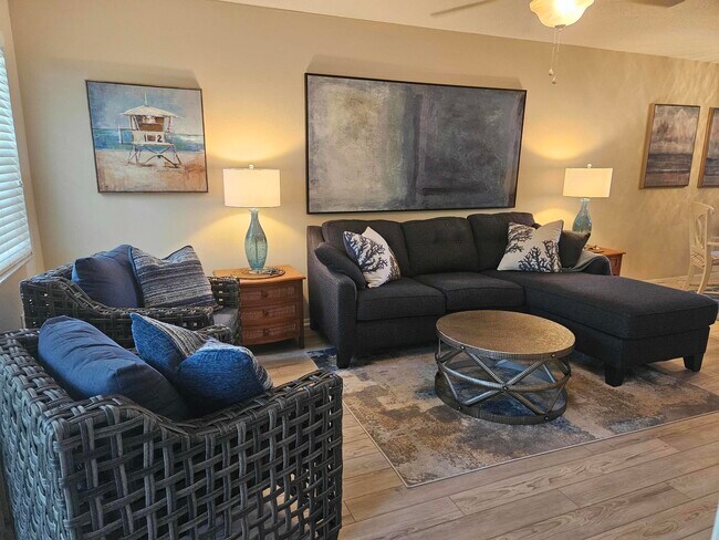 Photo - 1100 Ponce De Leon Cir