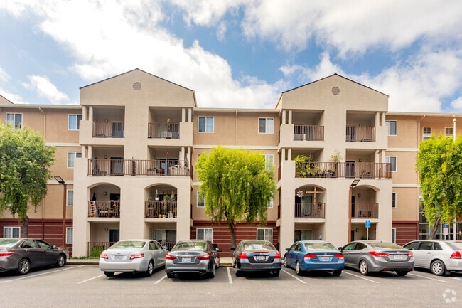 Summercrest Villas