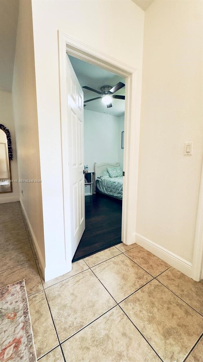 Photo - 10131 NW 10th St