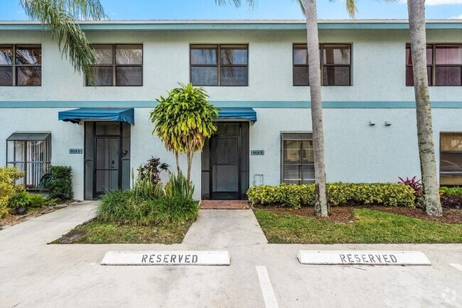 Building Photo - 9112 SW 21st Ct Rental