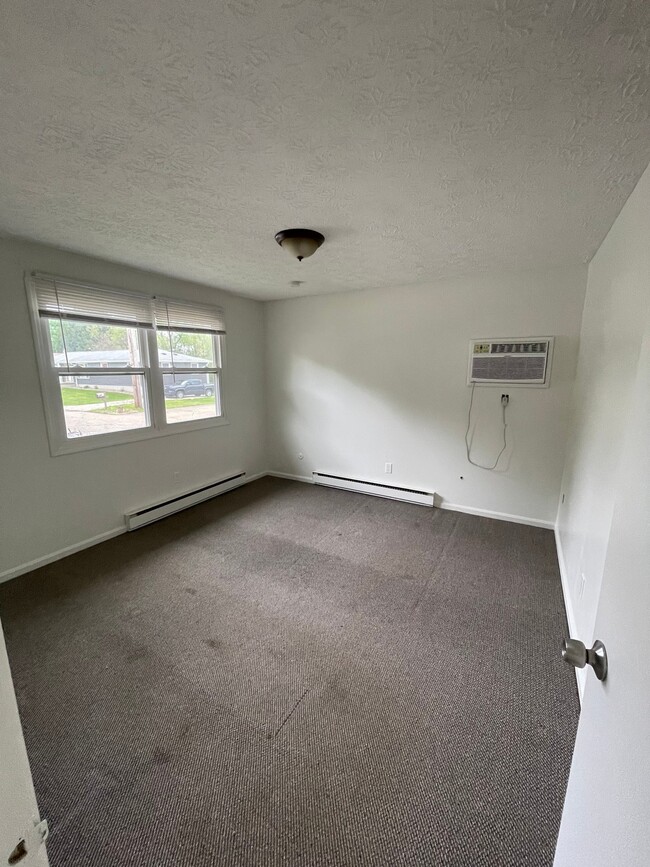 Photo - 1239 Zwick Ave