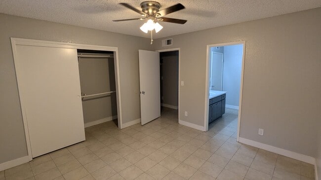 Photo - 815 N Peach Ave Unit 122