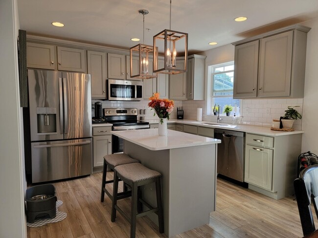 Photo - 206 Highland Ct