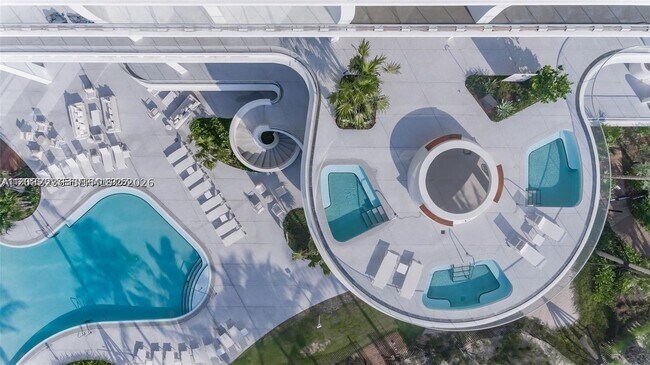 Photo - 16901 Collins Ave Unit 704