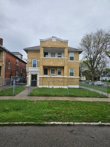 Building Photo - 2417 W Grand St