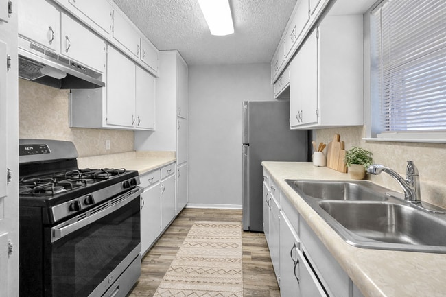 Photo - Charming 3-Bed, 2-Bath Home in Saginaw with Garage