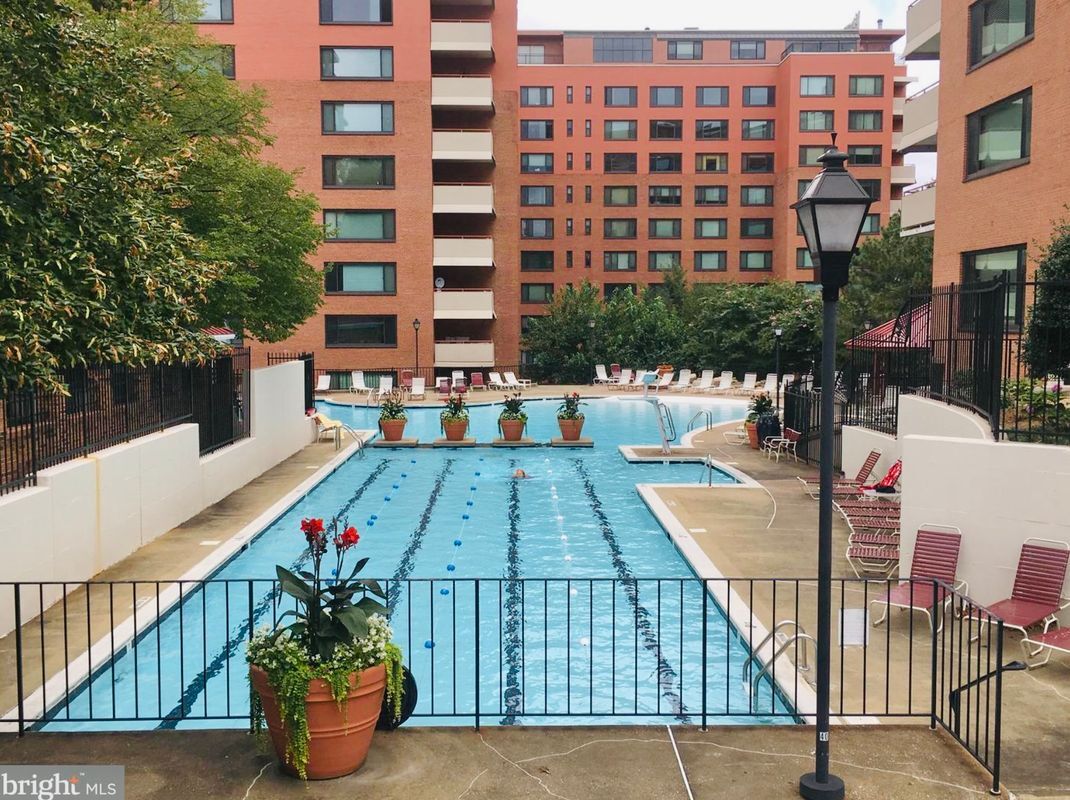 Photo - 1111 Arlington Blvd Unit 210