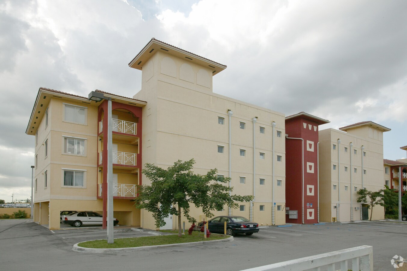Ibis Villas - Ibis Villas