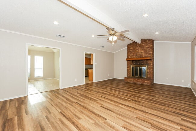 Photo - 806 Cherlyne Dr