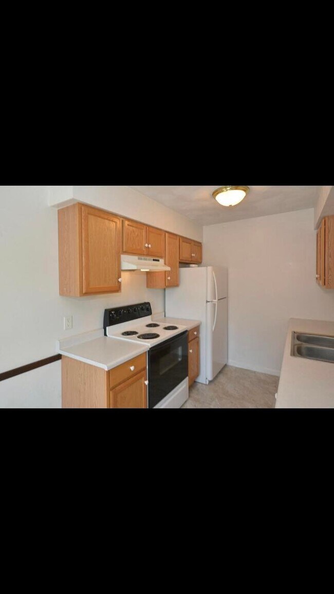 Photo - 34122 Vauxhill Dr Unit 2