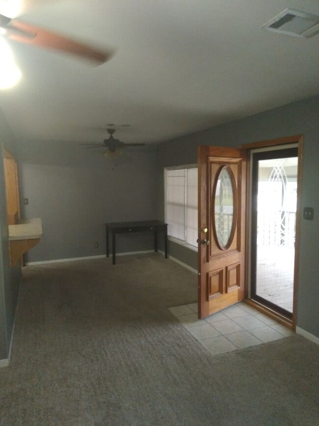 Photo - 2/2 Bath House PAISD School!