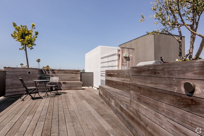 Roof Deck