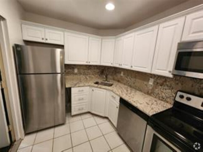 Building Photo - 3119 Oakland Shores Dr Unit C202 Rental