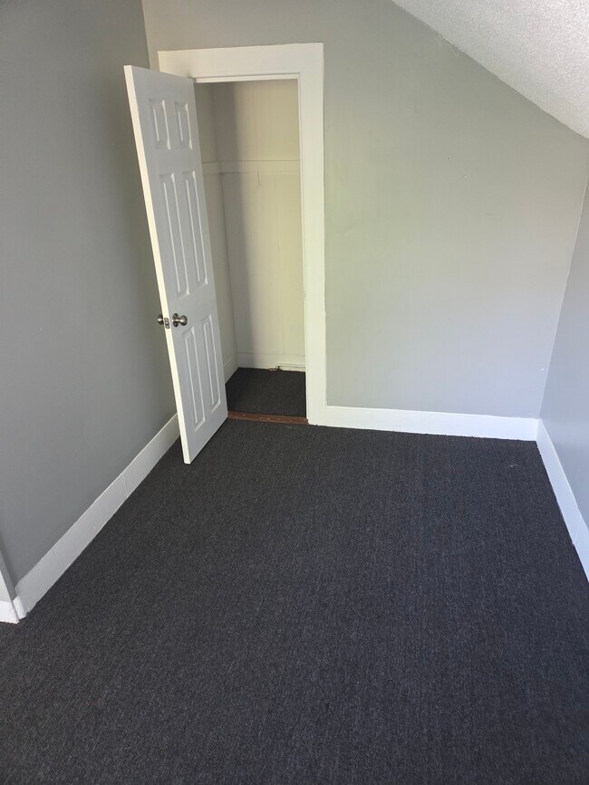 Bedroom #1 - 11 Hammond St Unit Hammond Street