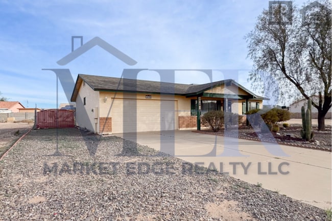 Photo - 2Bed/1.5Bath House in Arizona City! Ready for Immediate Move-In! -- RV GATE! NO HOA!