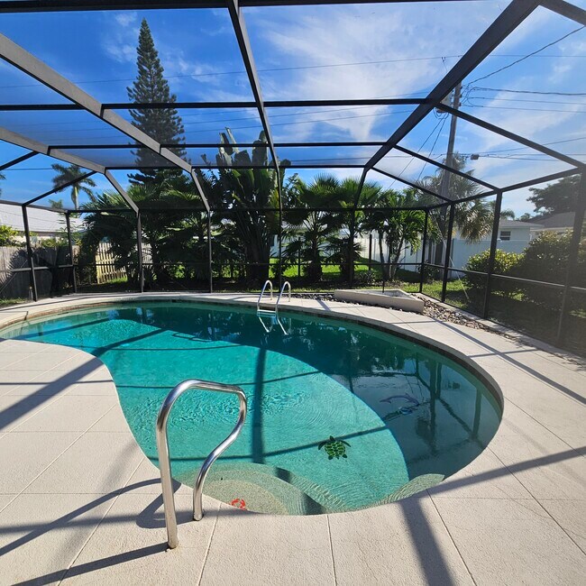 Photo - 652 102nd Ave N