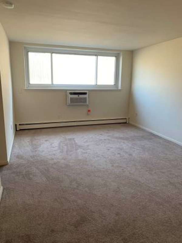 Building Photo - 177 Bergen Ave Unit bell pike Rental