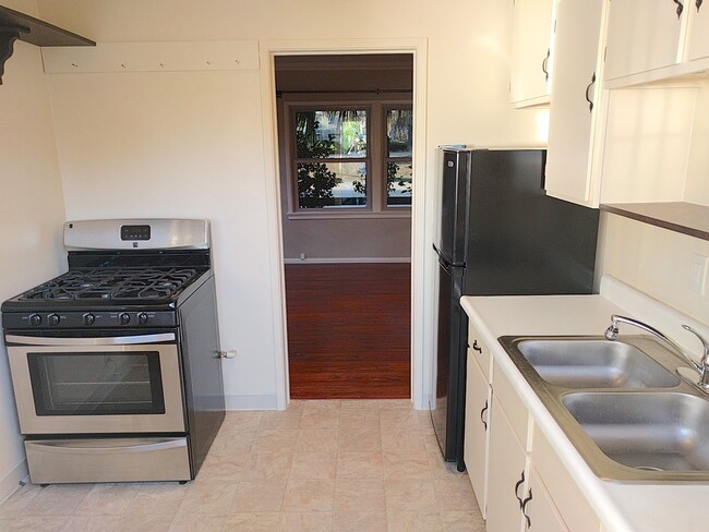 10987 Culver Blvd Unit 10987