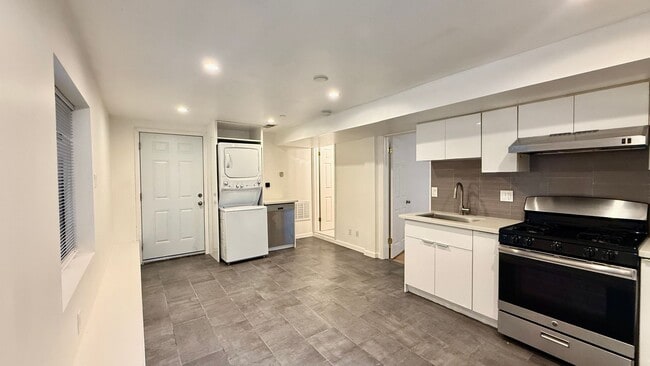 Photo - LT11MAIN Unit LT11253A