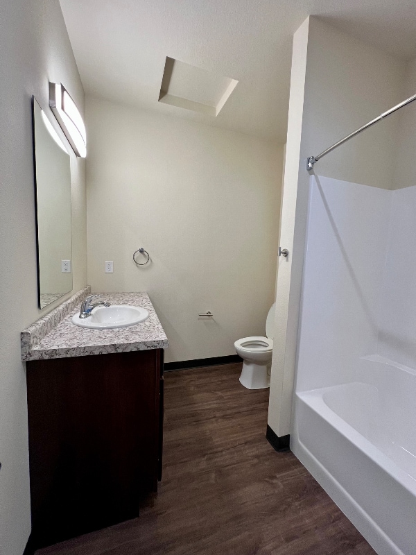 Photo - 735 Meridian Dr Unit 13