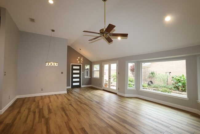 Building Photo - 3515 Cape Forest Dr Rental