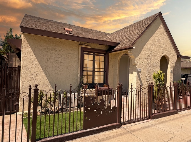 Photo - 139 S 3rd Ave
