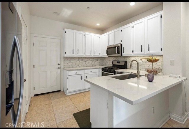 Photo - 41945 Davenport Way Townhome