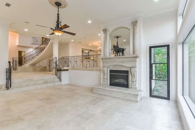 Photo - 15 W Shady Ln