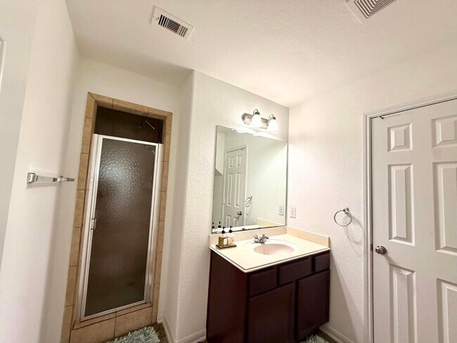 Photo - 2803 S Red Birch Cir