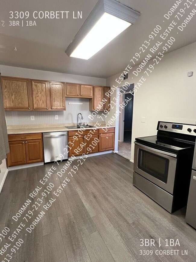 Photo - 3309 Corbett Ln