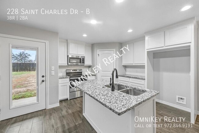 Photo - 228 St Charles Dr Unit B