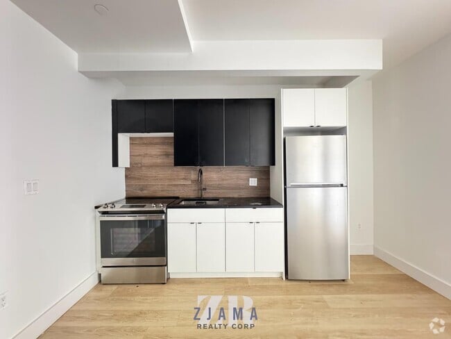 Building Photo - 1629 Brooklyn Ave Unit 2D Rental