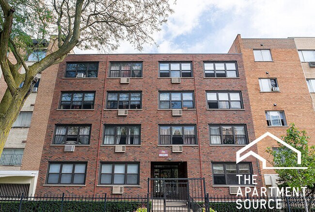 Photo - 5847 N Winthrop Ave Unit 101