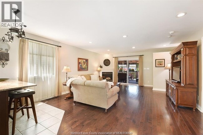 Photo - 2327 Norcrest Ave