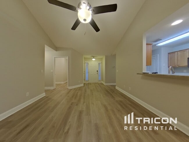 Photo - 373 Morning Star Dr