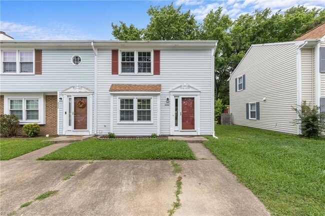 Building Photo - 2008 Fawnwood Common