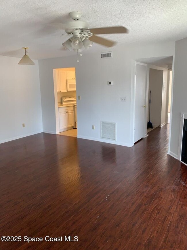 Photo - 3595 Sable Palm Ln Unit M