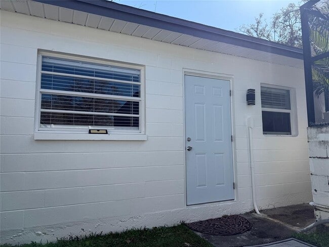 705 W River Heights Ave