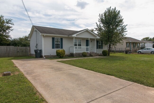 Photo - 1013 Bush Ave