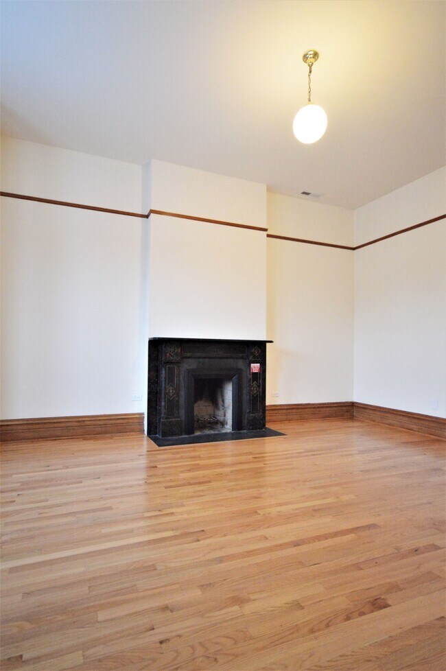 Photo - 2058 N Cleveland Ave