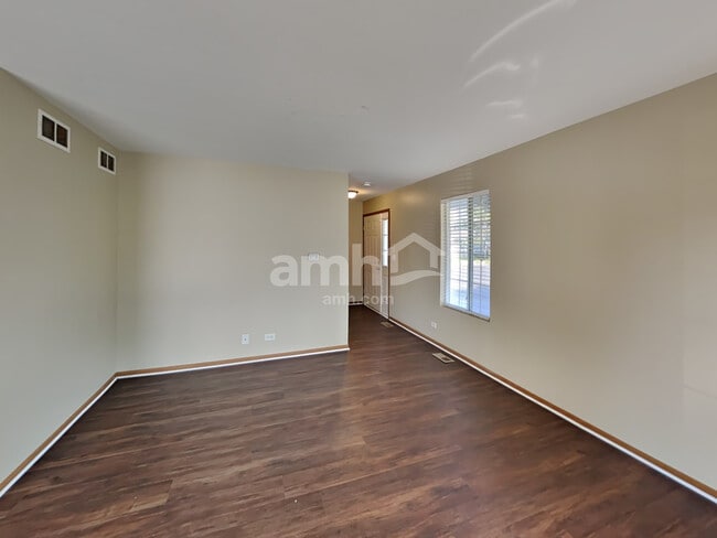 Photo - 440 Lowell Dr