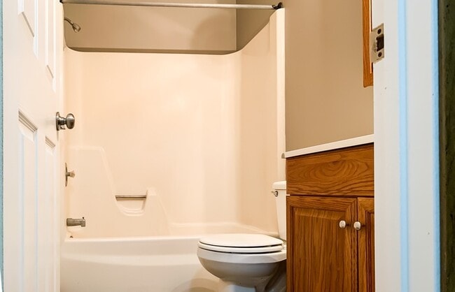 Photo - 335 S Birkey St