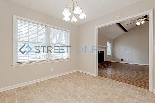 Photo - 709 Greensprings Dr