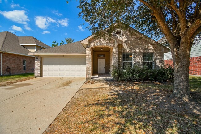 Photo - 917 Almond St