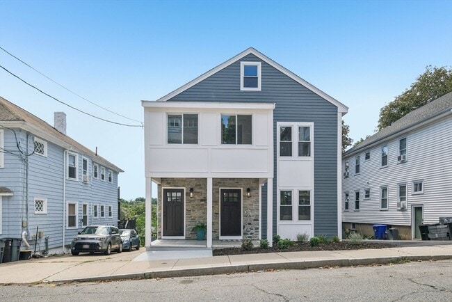 Building Photo - 34 Larch St Unit 1