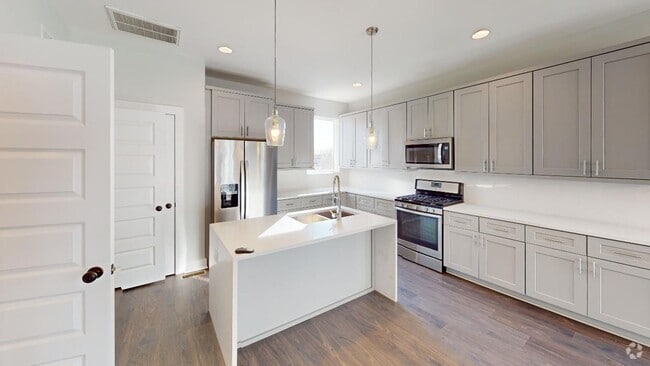 Building Photo - 3 story townhome in Seversville!